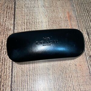 Coach sunglasses case 